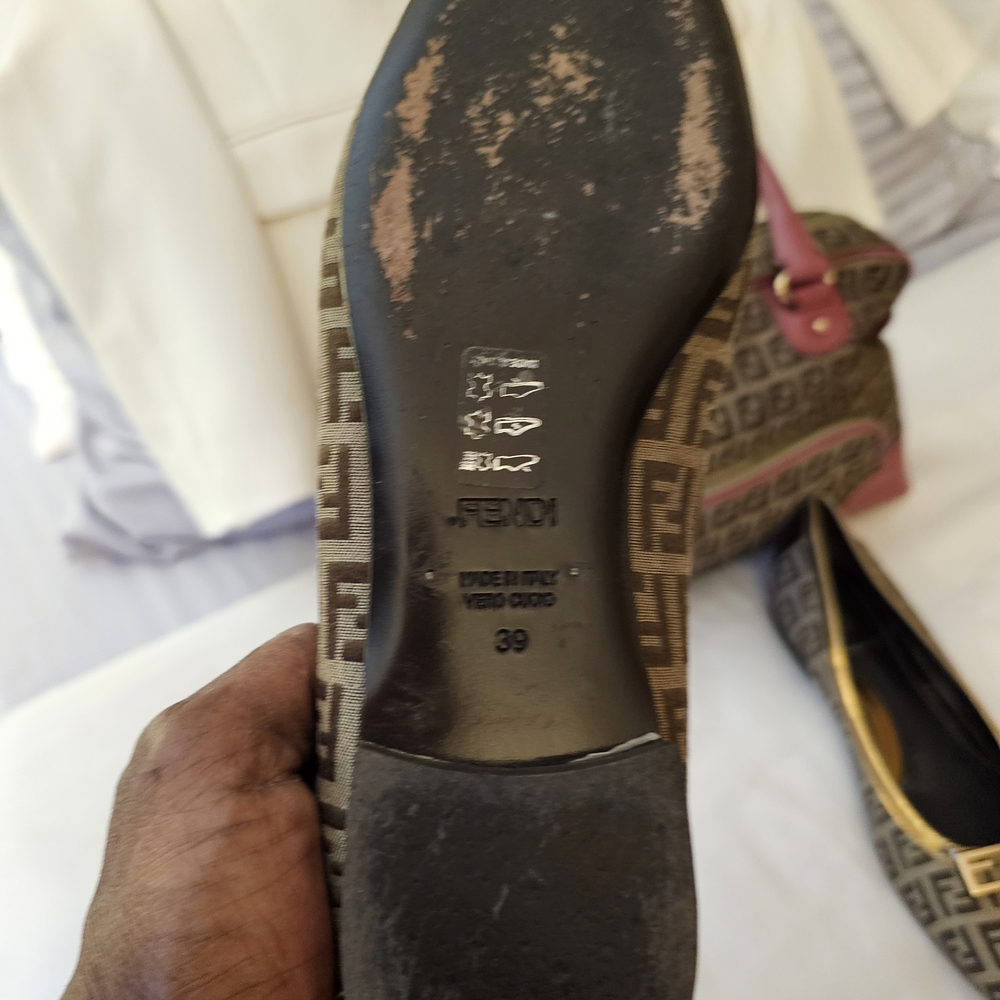 Fendi Zucca Logo Brown & Pink Flats (Size 39)